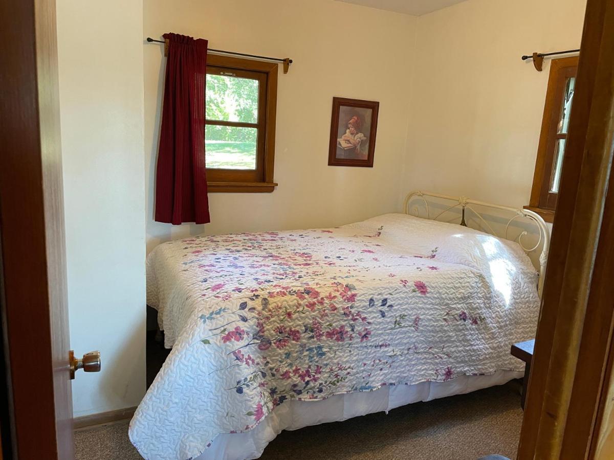 Swan Lake Resort & Campground Fergus Falls Bagian luar foto