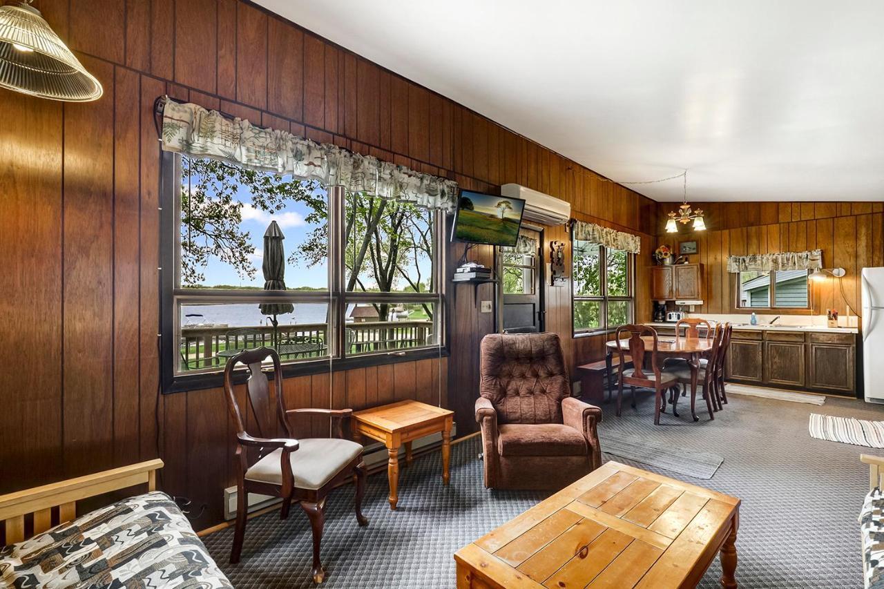 Swan Lake Resort & Campground Fergus Falls Bagian luar foto