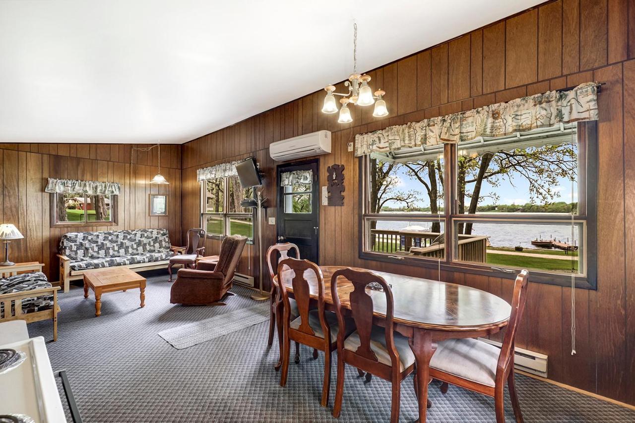 Swan Lake Resort & Campground Fergus Falls Bagian luar foto